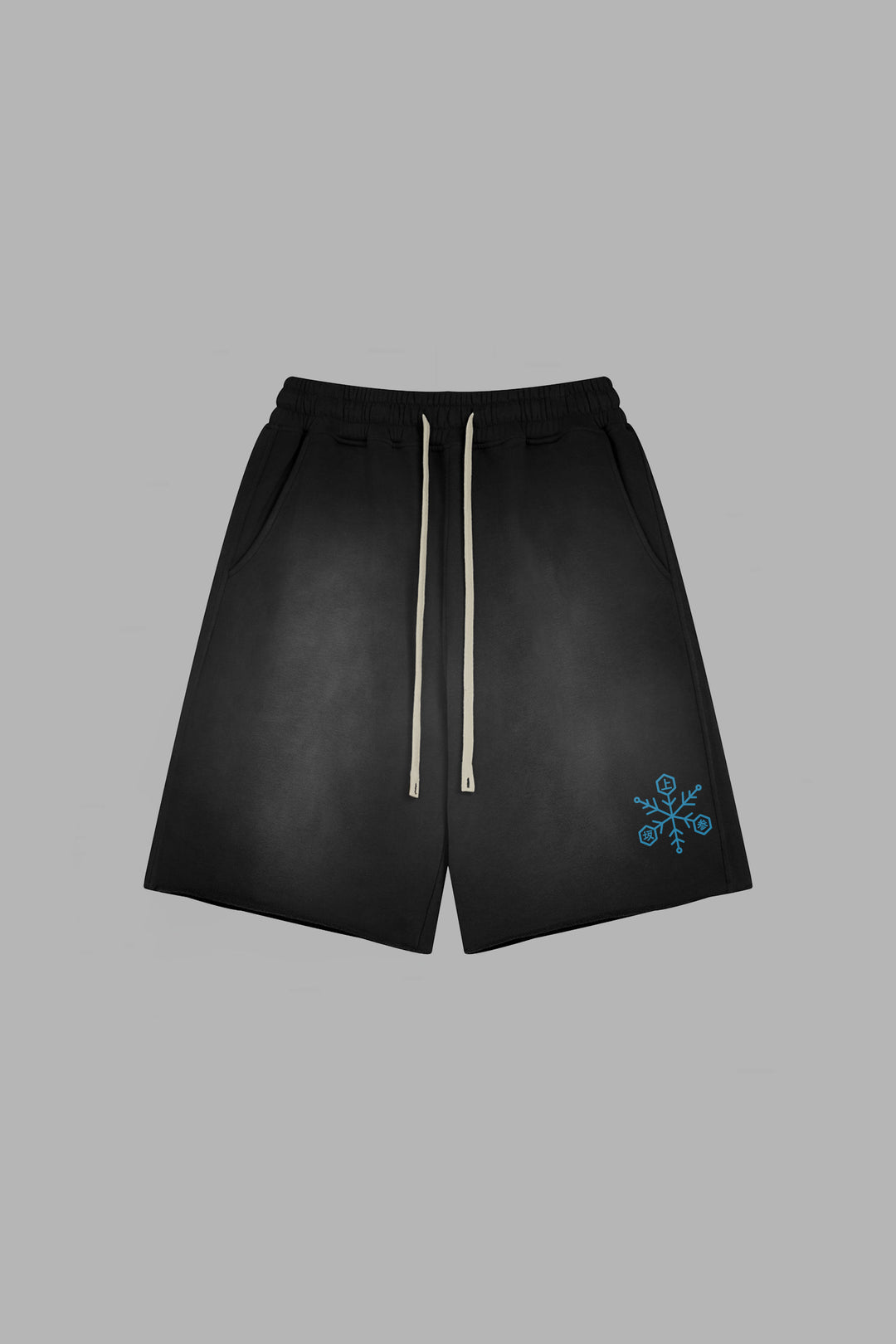 Akaza shorts